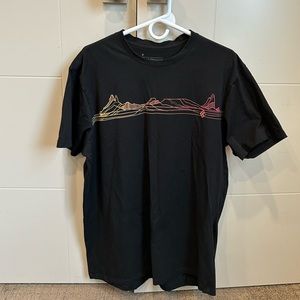 Black diamond tee shirt